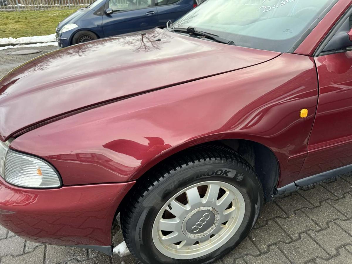 Audi A4 B5 original Kotfl&uuml;gel vorn links LZ3L Hibiscusrot Bj.1998